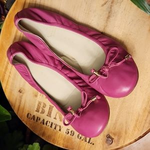 7M Hot Pink Fuchsia Stretch Leather Silver Charm Bow Ivanka Trump Ballet Flats